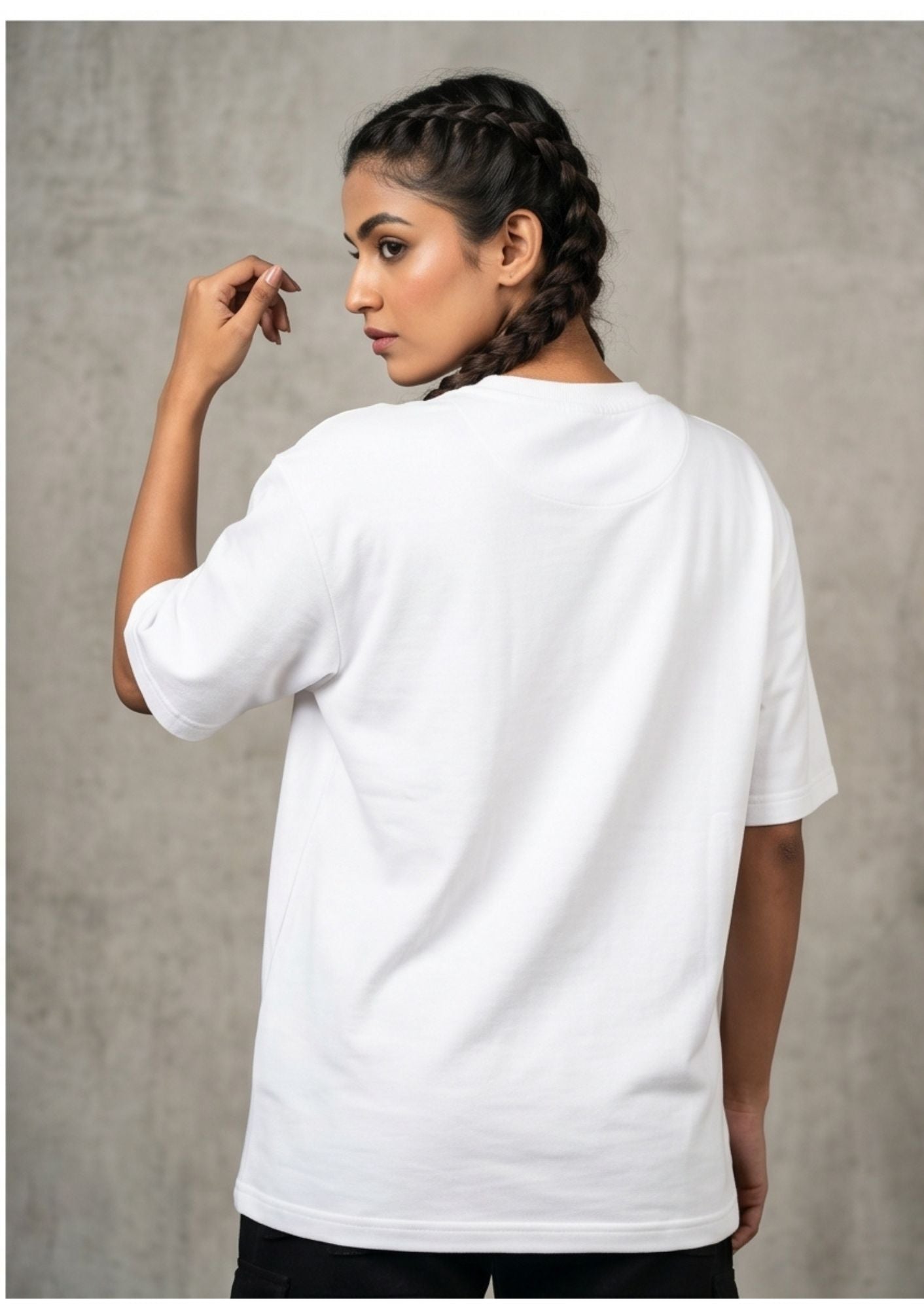 Dunbond label BLack Oversize T-Shirt// trust the process// typography