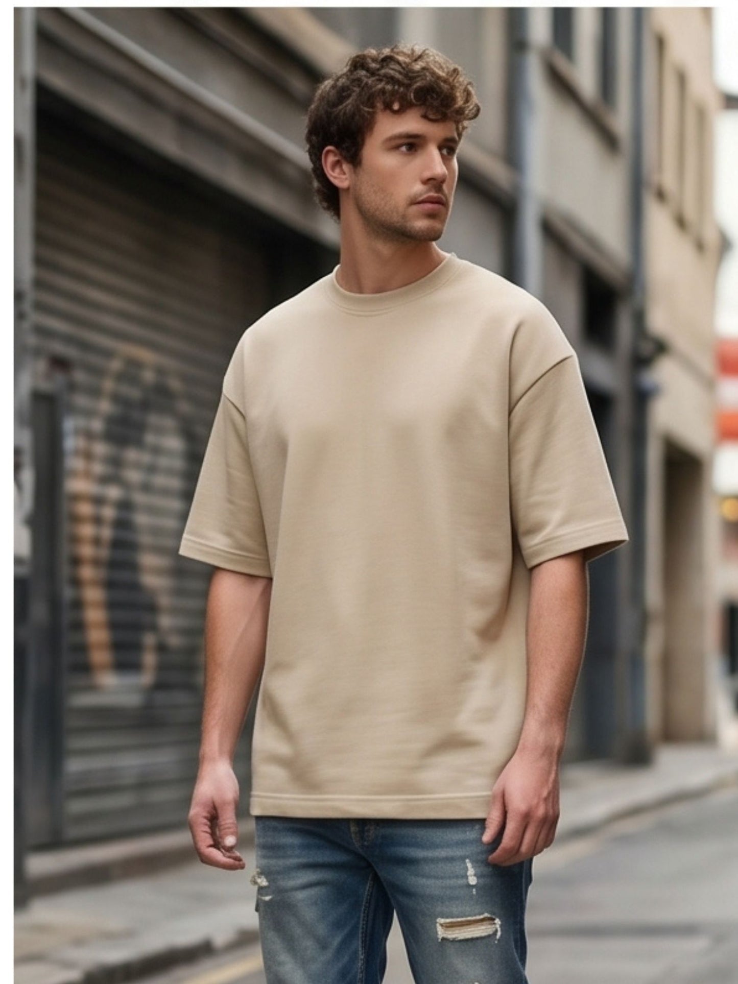 Dunbond label Oversize T-Shirt // GHAYAL