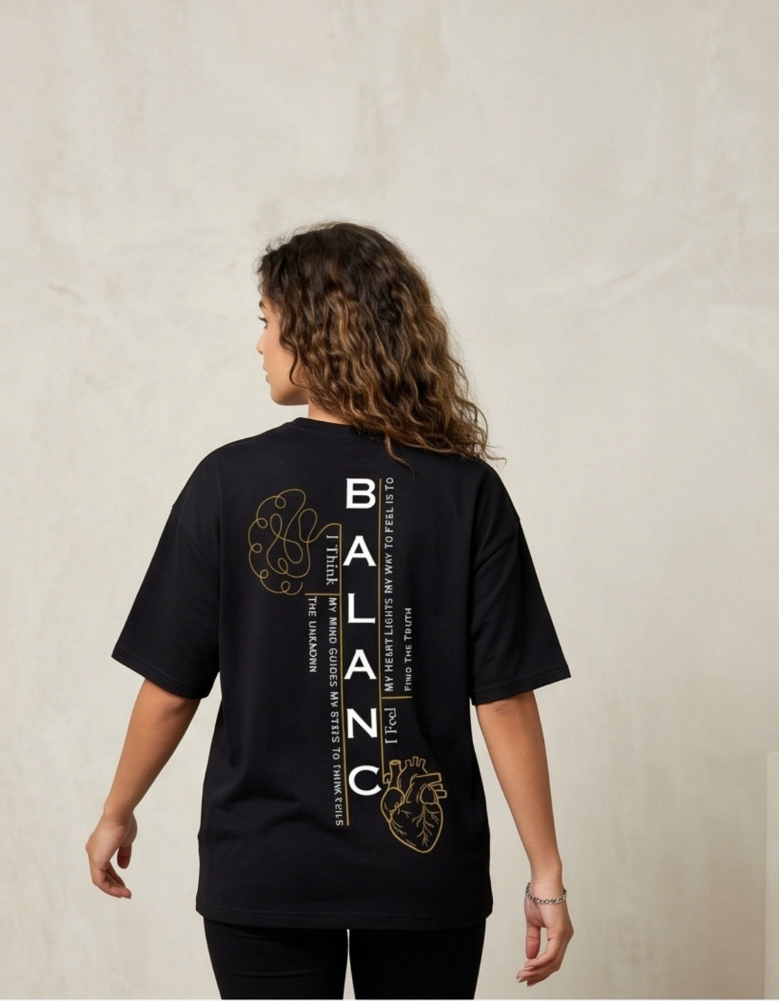 Black and white Oversize T-Shirt// Blance